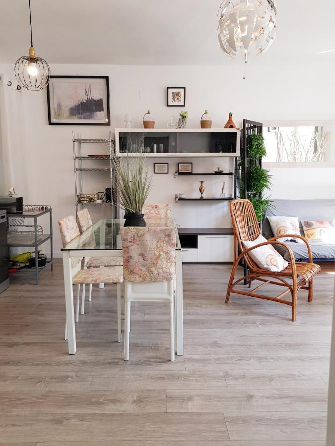 Lolita'S House Alhambra Apartment Seville Ngoại thất bức ảnh